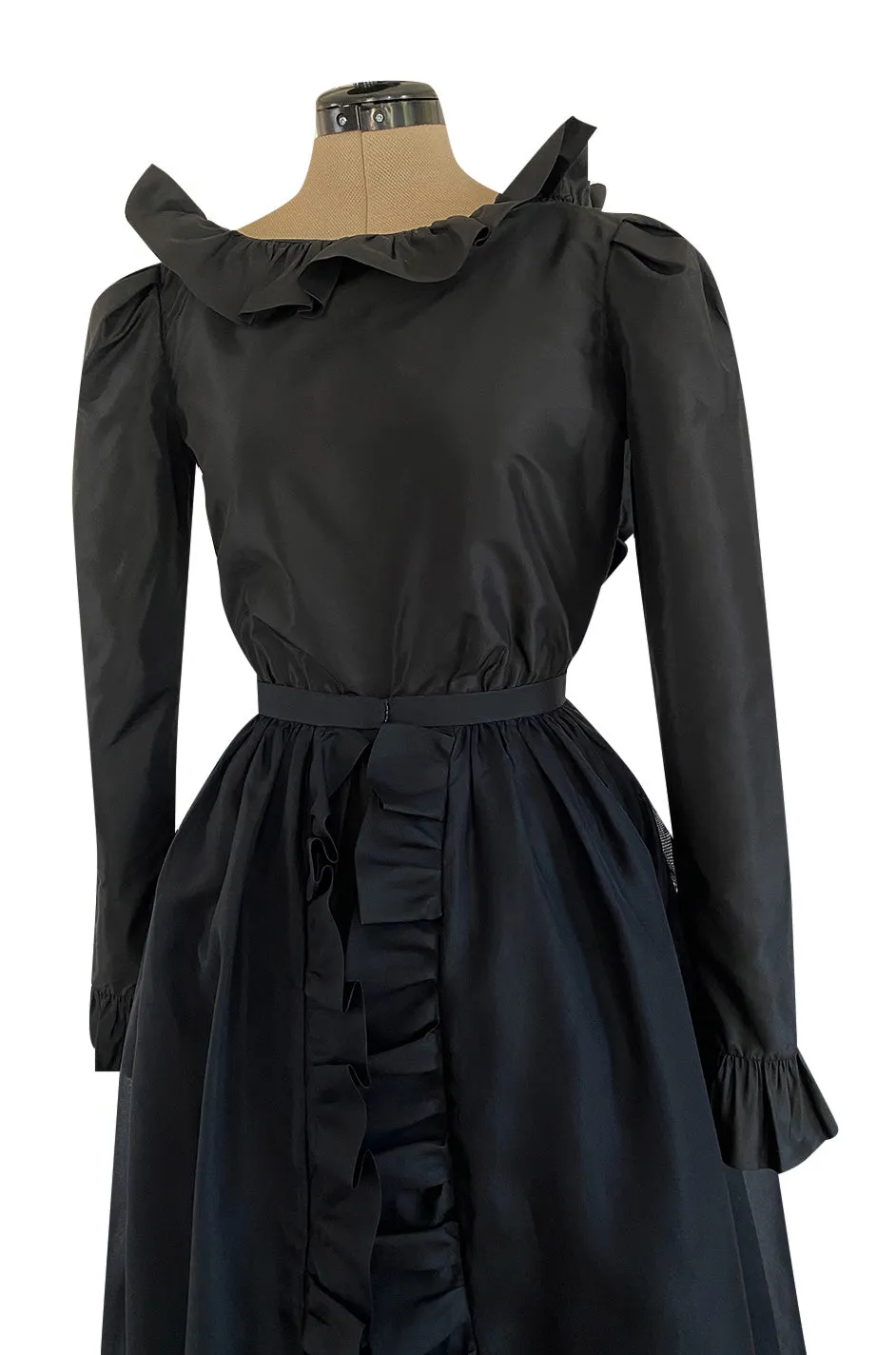 1972 Bill Blass Black Silk Taffeta Dress w Attached Silk Organza Skirt & Open Ruffled Back