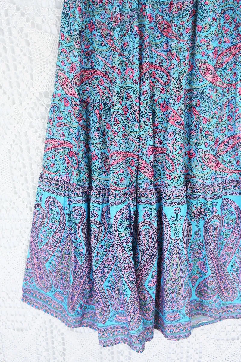 50% OFF Florence Prairie Skirt in Powder Blue & Peach Paisley - Free Size