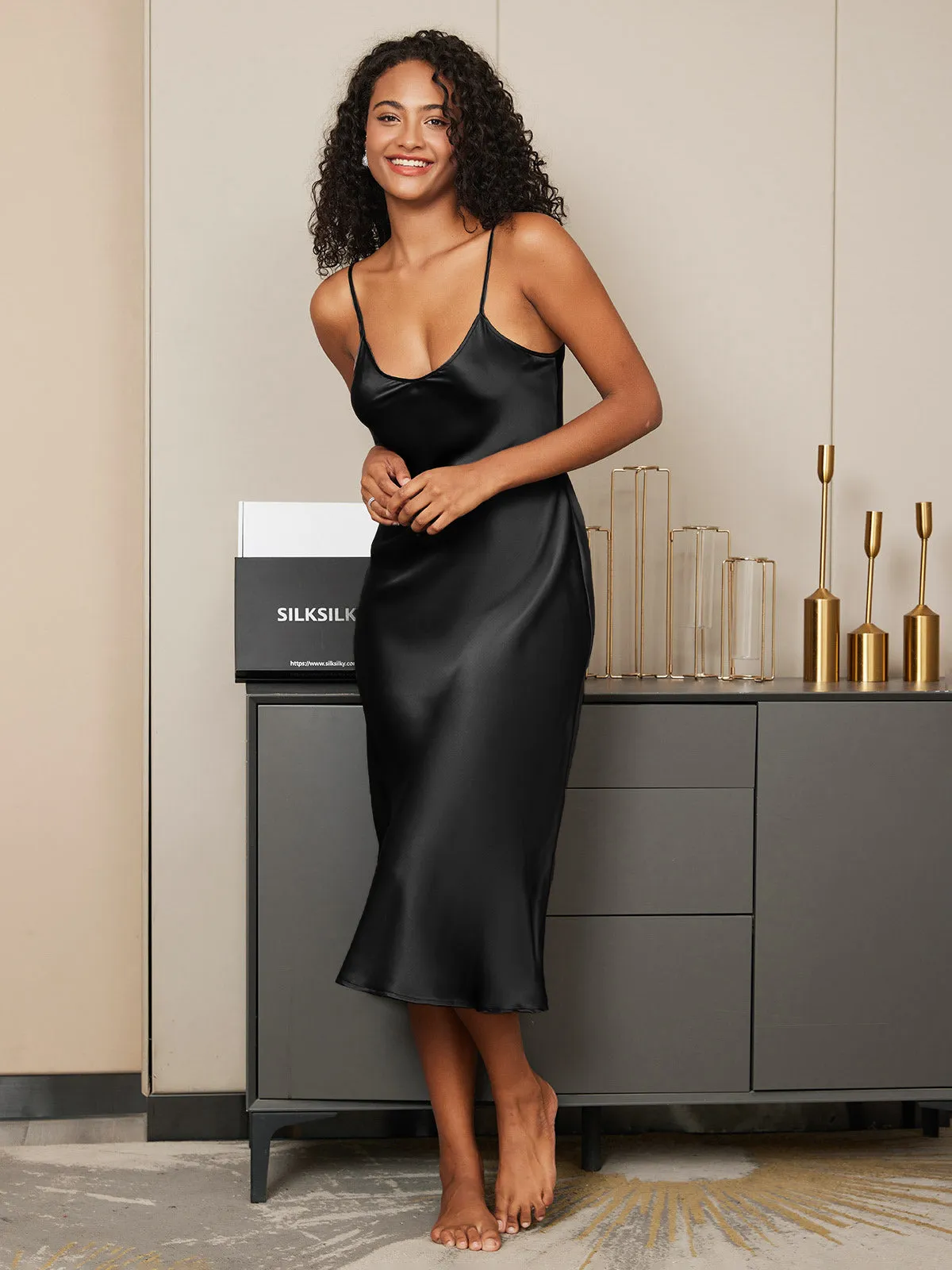 Chemise de Nuit / Robe Longue en Soie à Bretelles Spaghetti