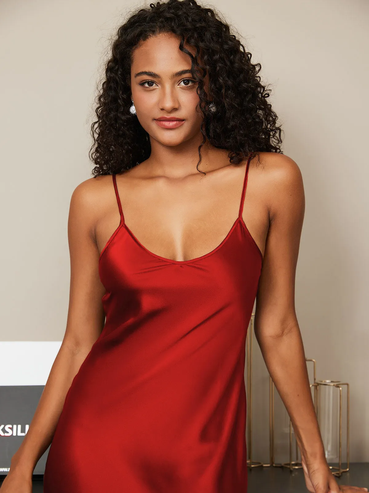 Chemise de Nuit / Robe Longue en Soie à Bretelles Spaghetti
