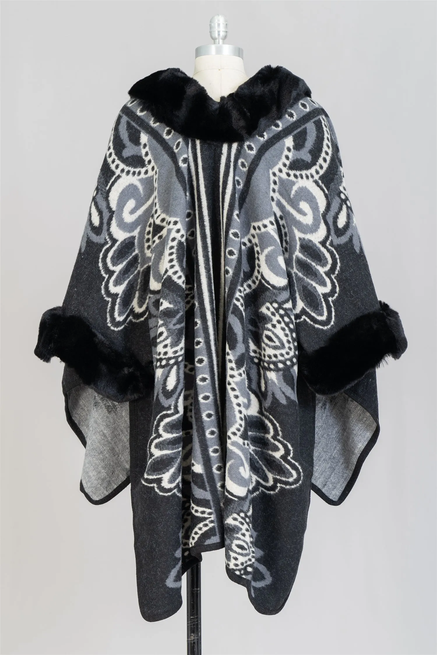 Fashion A103 Faux Fur Trim Cape