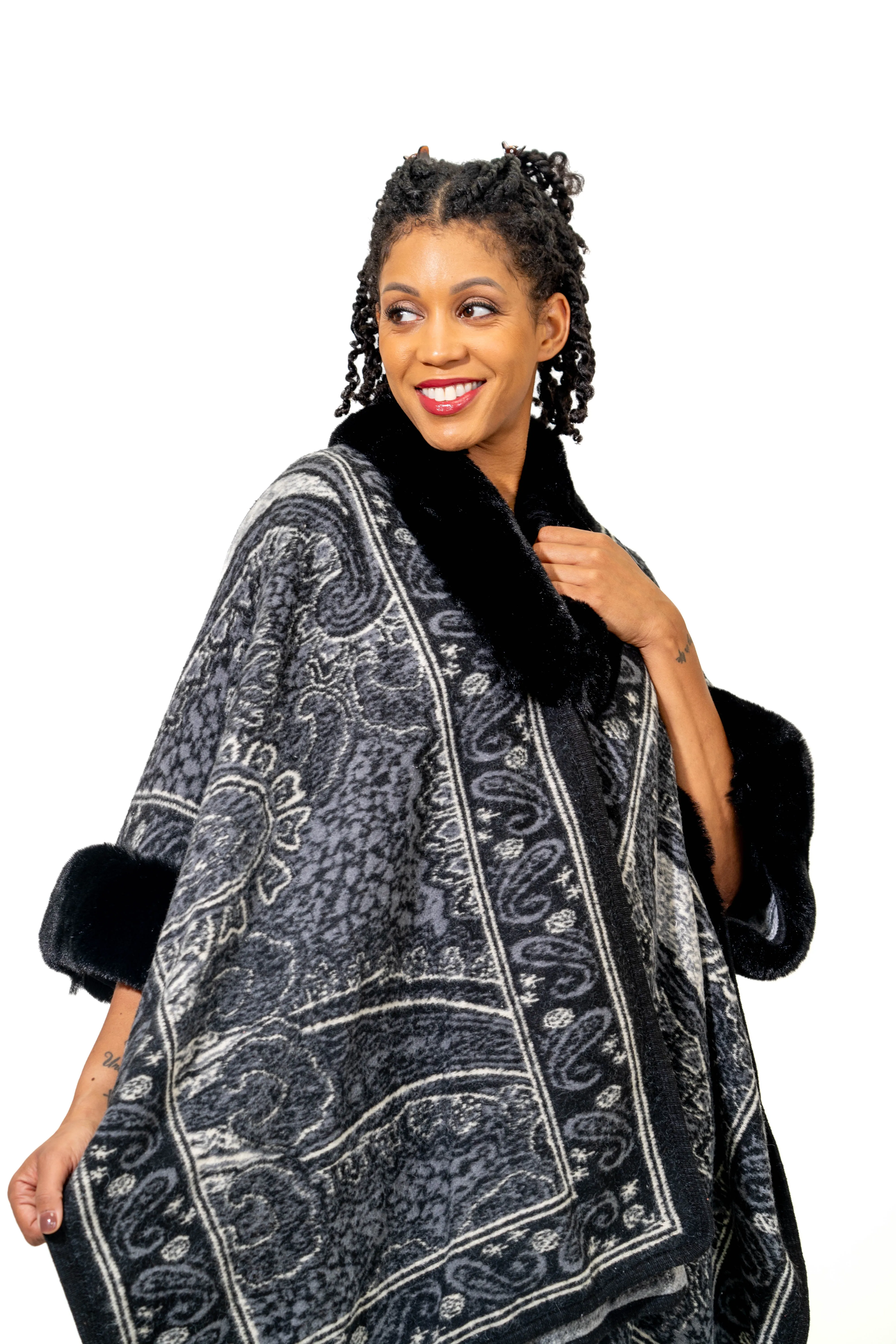 Fashion A106 Faux Fur Trim Cape