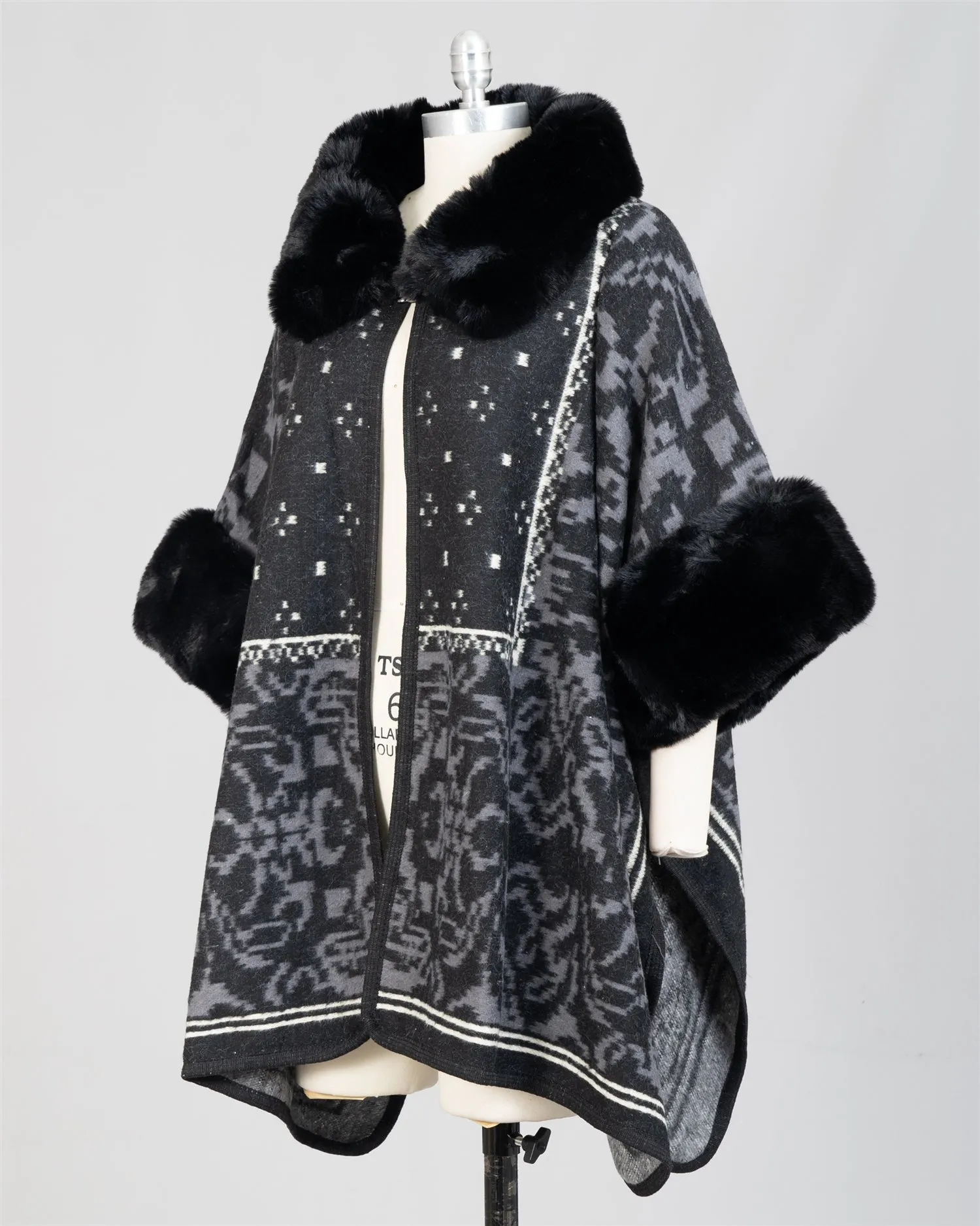 Fashion A516 Print Faux Fur Trim Cape
