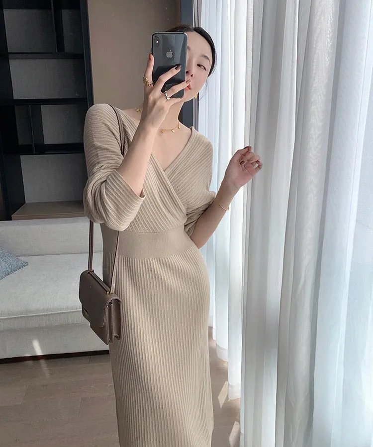 Graduation gift Women'S Autumn Winter Warm Sweater Dress 2022 New Fashion Sexy V-Neck Backless Wrap Hip Hanbok Vintage Temperament Knitted Dress