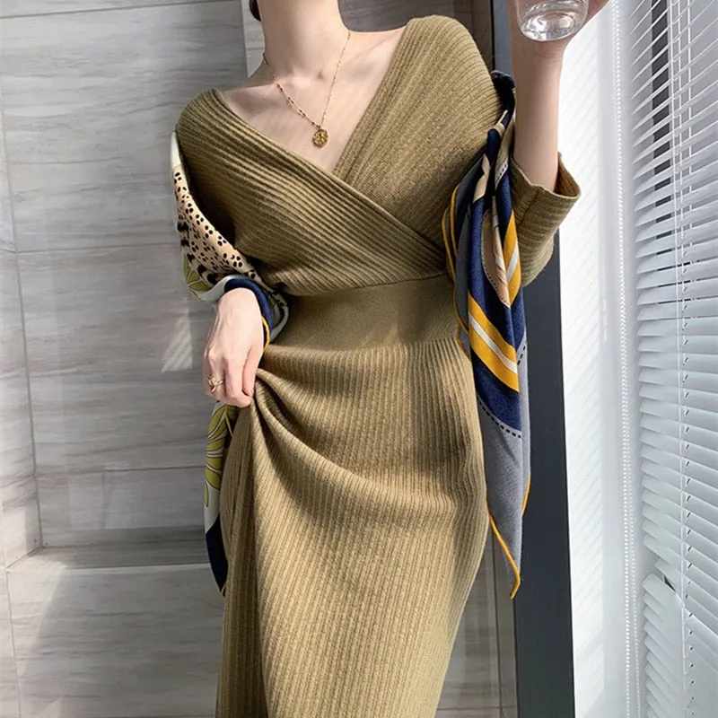 Graduation gift Women'S Autumn Winter Warm Sweater Dress 2022 New Fashion Sexy V-Neck Backless Wrap Hip Hanbok Vintage Temperament Knitted Dress