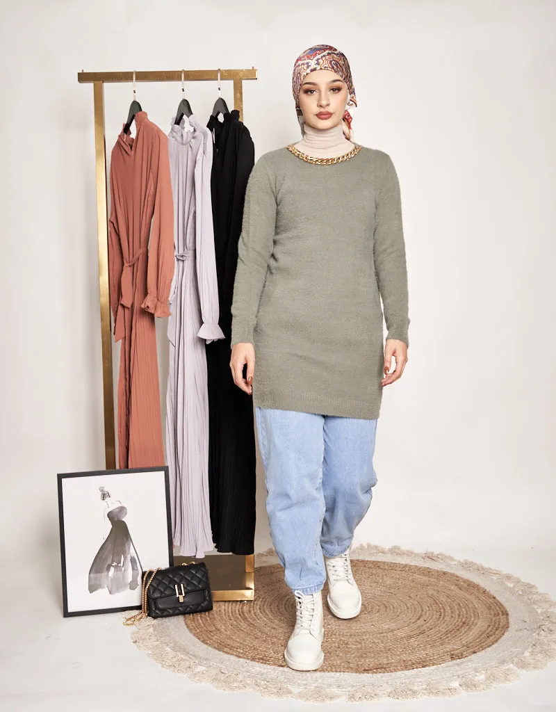 Long Woolen Chain Top