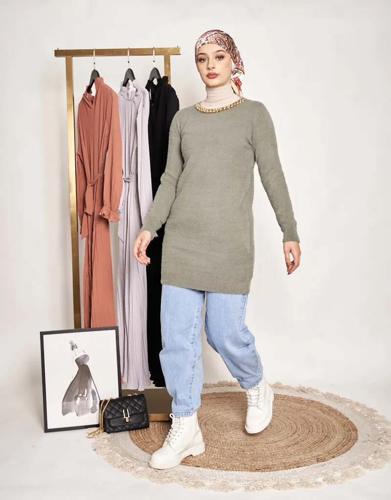 Long Woolen Chain Top