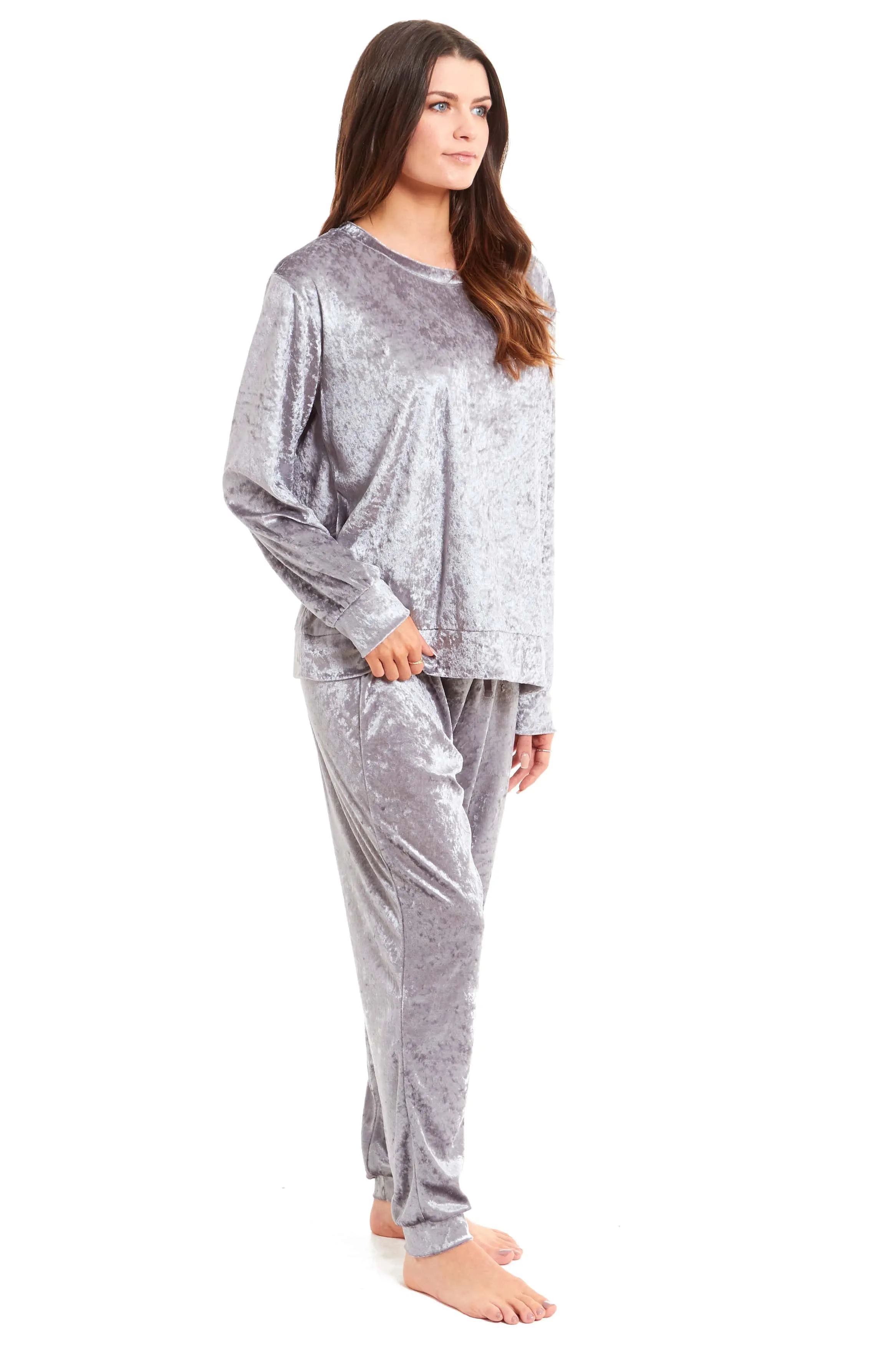 Luxurious Women's Soft Crushed Velvet Pyjama Set Comfortable Loungewear Stylish Nightwear with Elasticated Waistband Multiple Sizes Daisy Dreamer