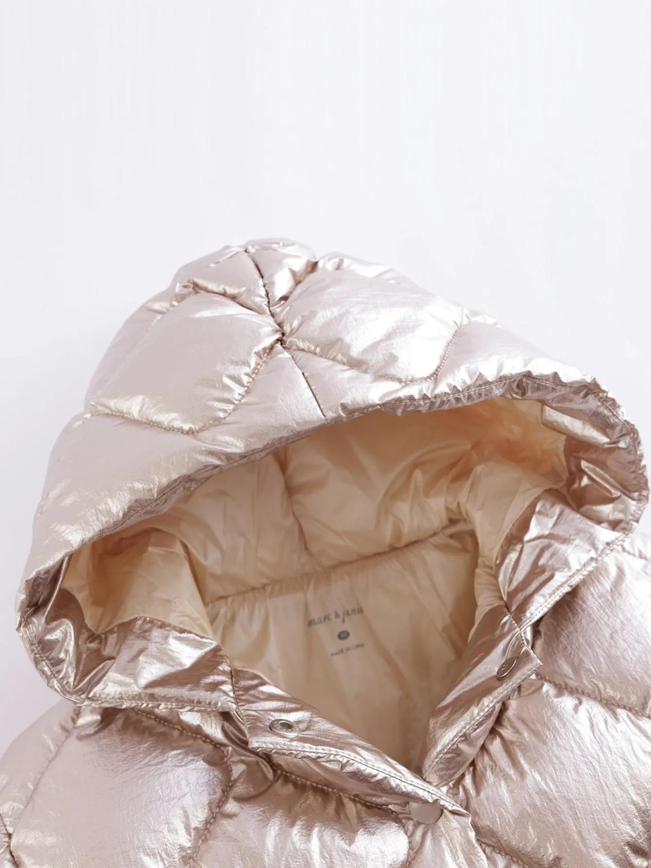 MARC & JANIE Girls Ultralight Metallic Hooded Down Parka 221661