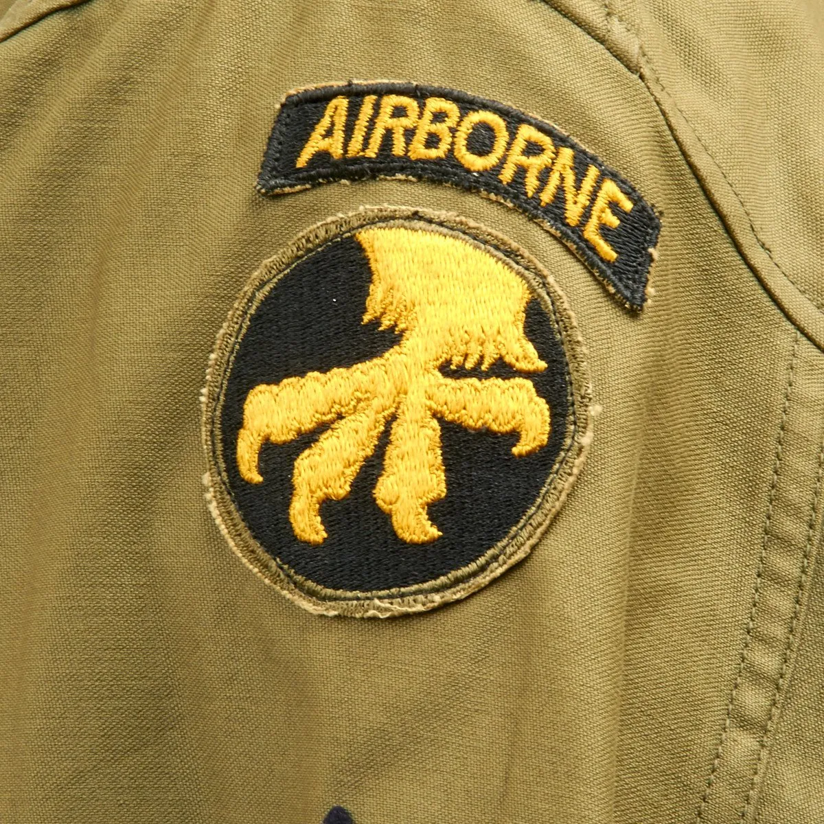 Original U.S. WWII 17th Airborne Division M-1943 M43 Field Jacket
