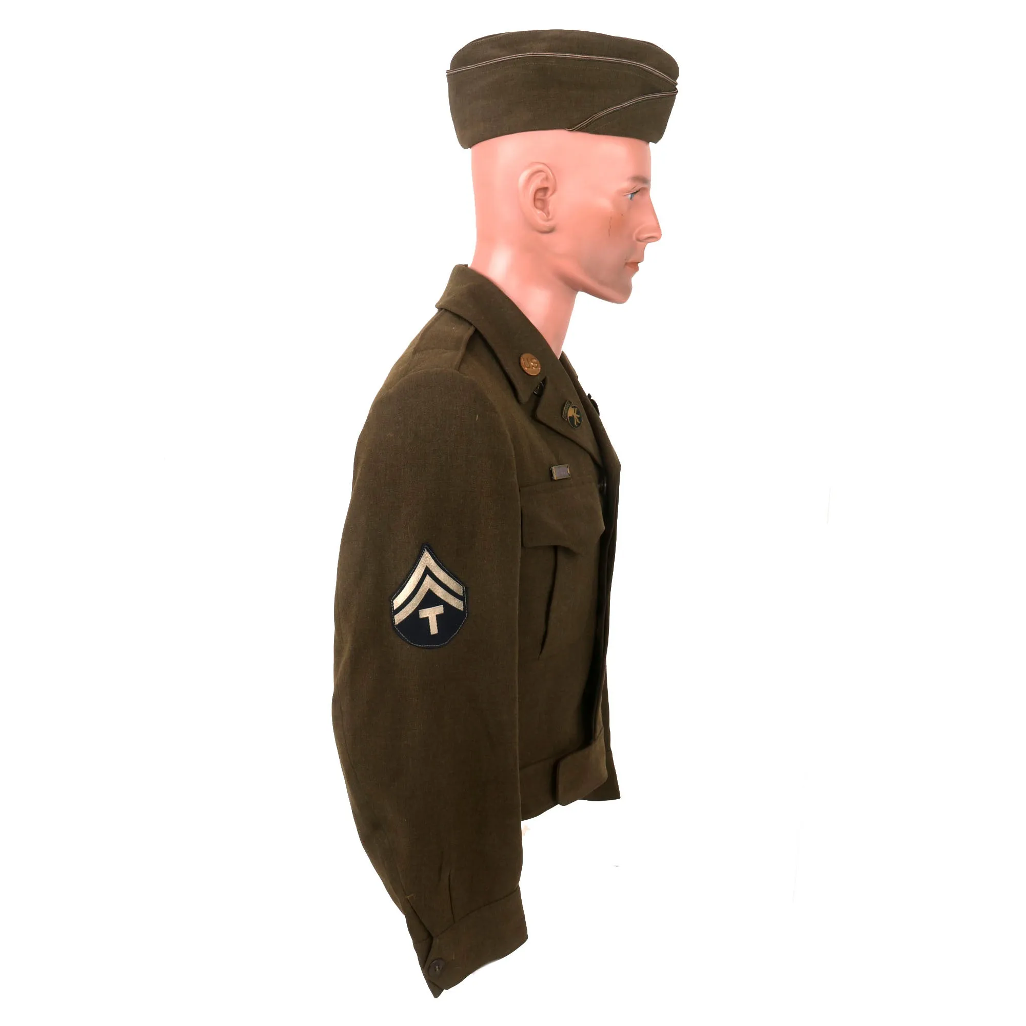 Original U.S. WWII 17th Airborne Glider Troops Combat Medic Ike Jacket and Overseas Cap with Bullion Embroidered Insignia