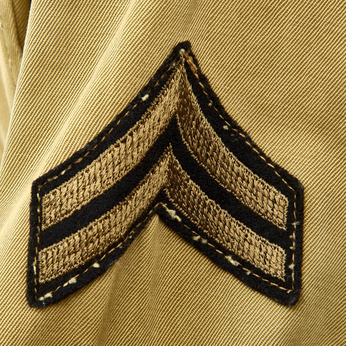 Original U.S. WWII 17th Airborne M1942 Paratrooper Jacket with Garrison Cap
