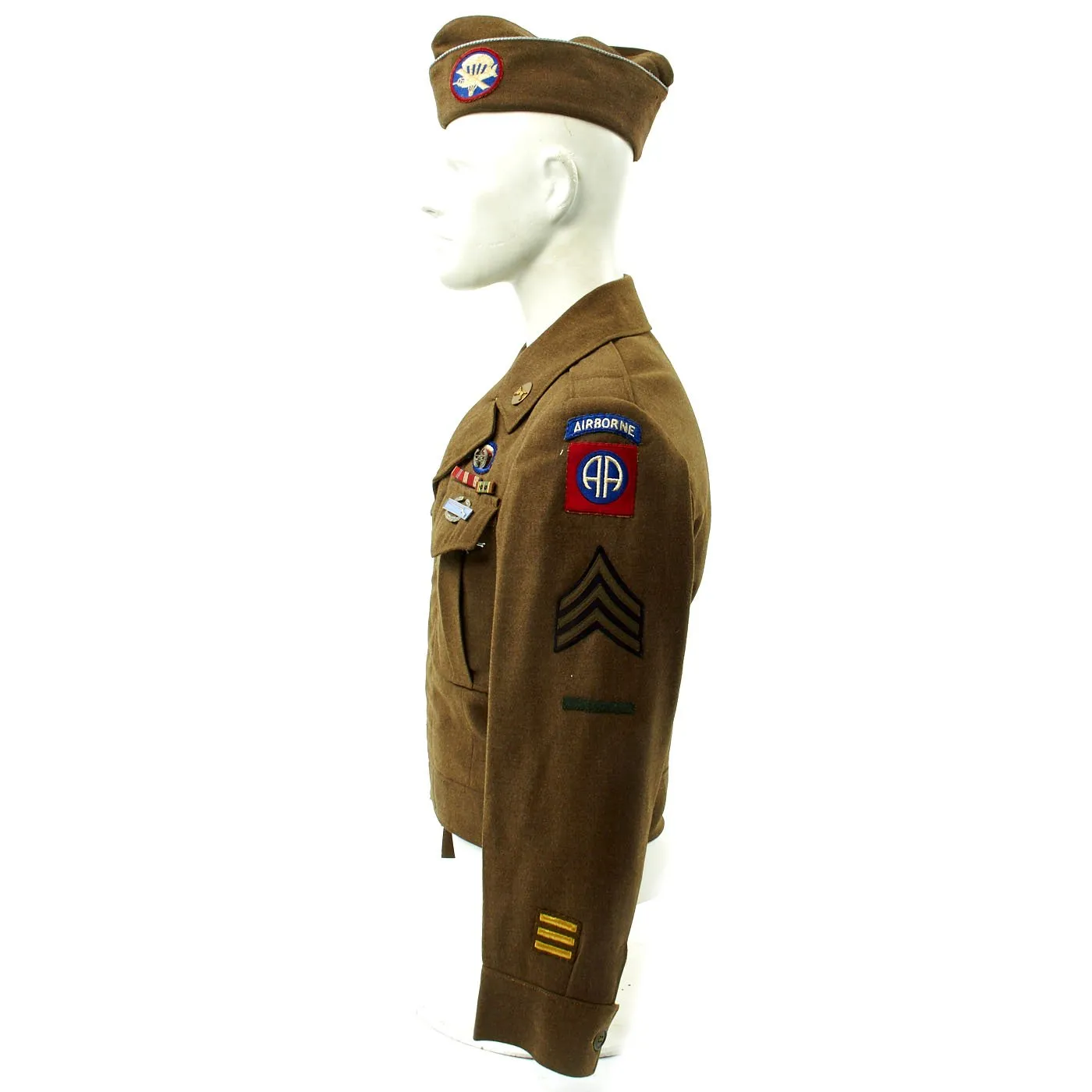 Original U.S. WWII 17th and 82nd Airborne Division Named Ike Jacket with Garrison Cap and Photo