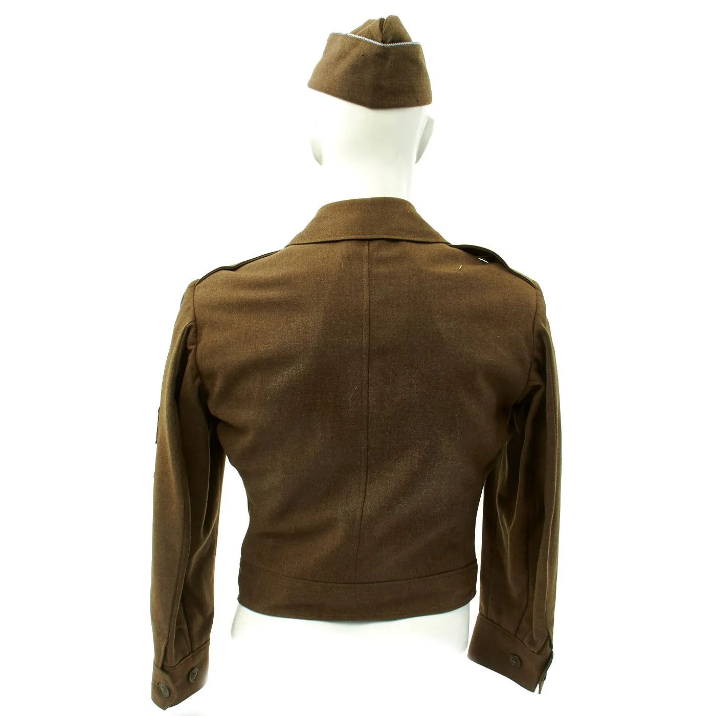 Original U.S. WWII 17th and 82nd Airborne Division Named Ike Jacket with Garrison Cap and Photo