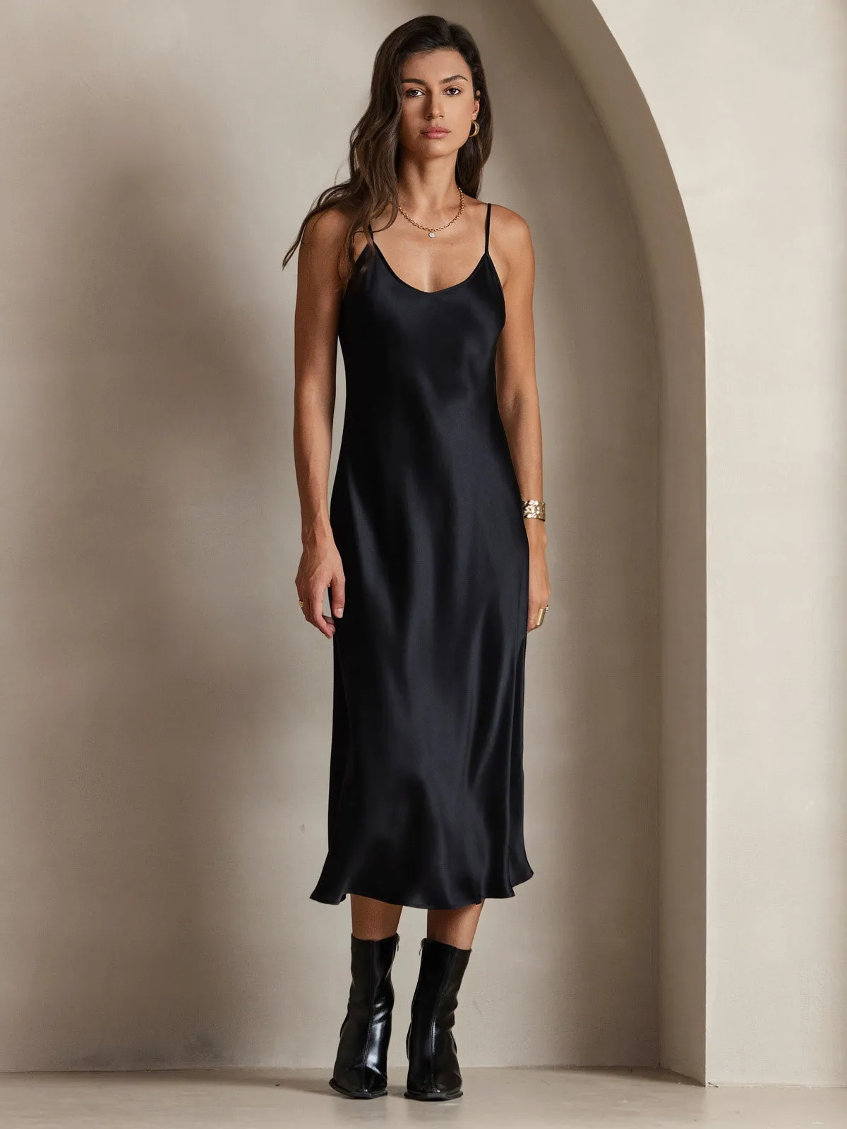 Robe Longue en Soie avec Bretelles Spaghetti