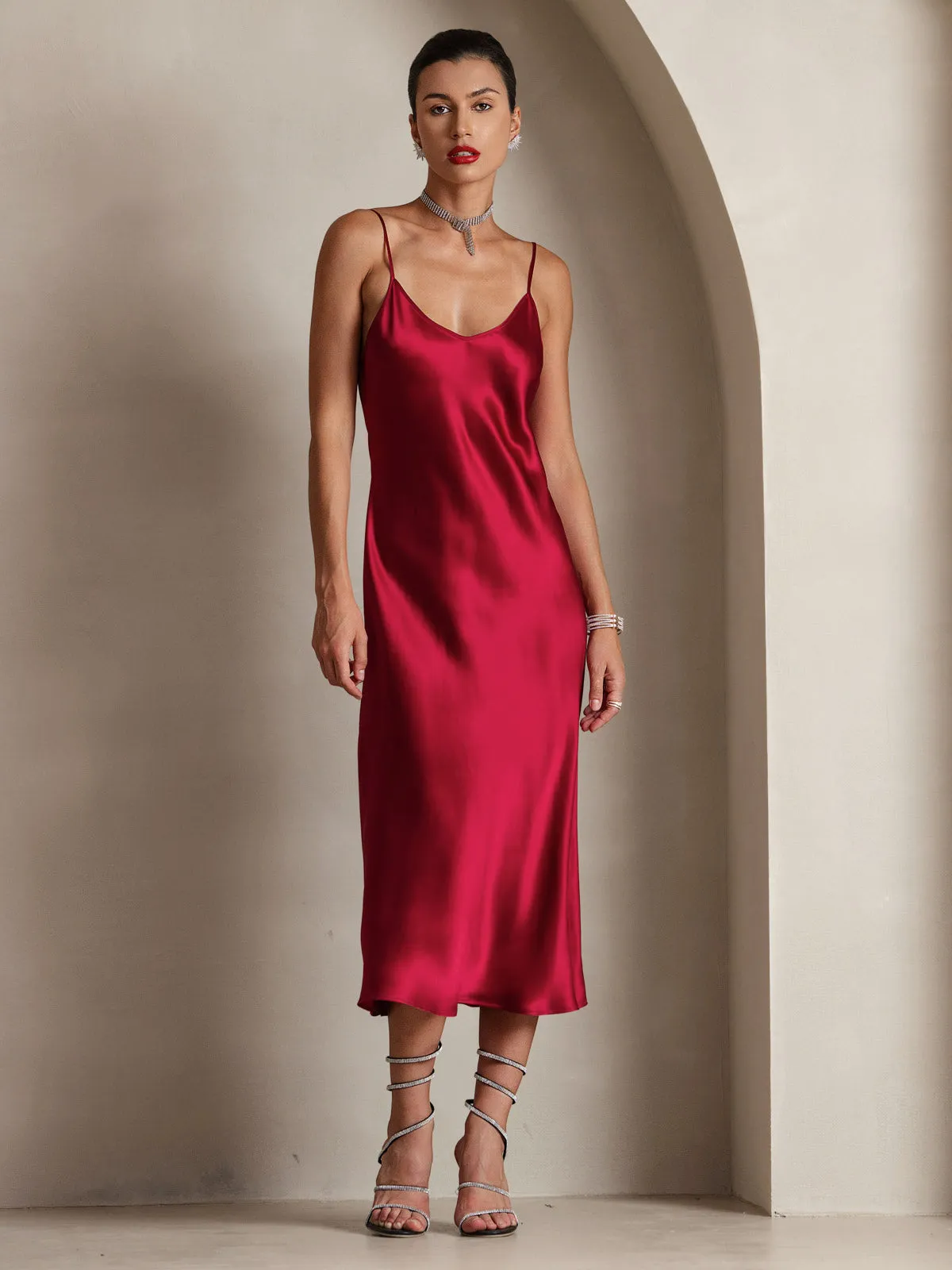 Robe Longue en Soie avec Bretelles Spaghetti
