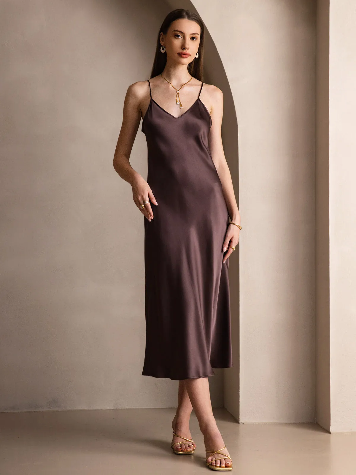 Robe Longue en Soie avec Bretelles Spaghetti