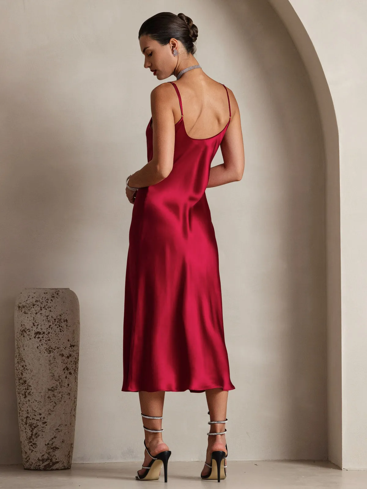 Robe Longue en Soie avec Bretelles Spaghetti