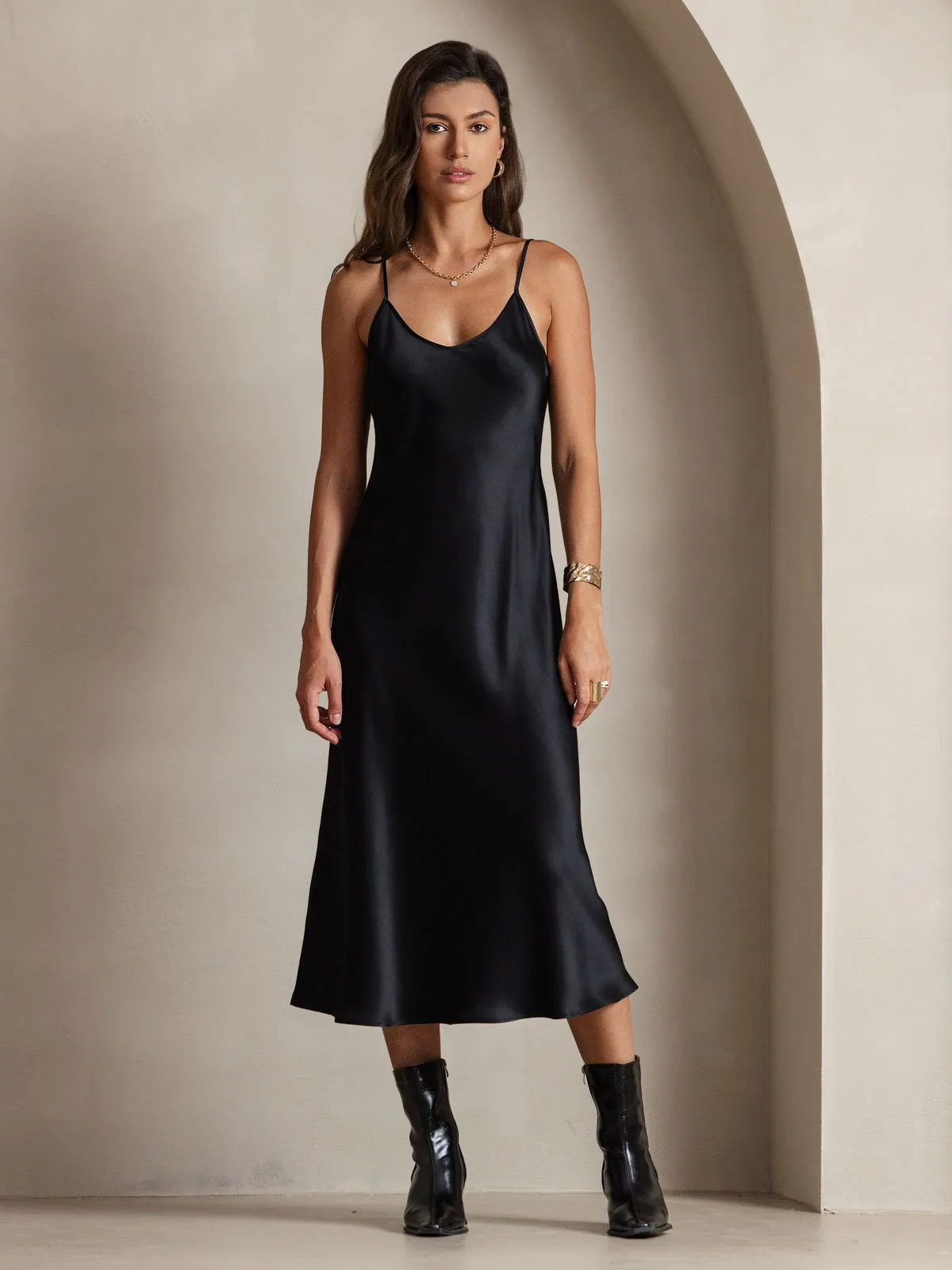 Robe Longue en Soie avec Bretelles Spaghetti