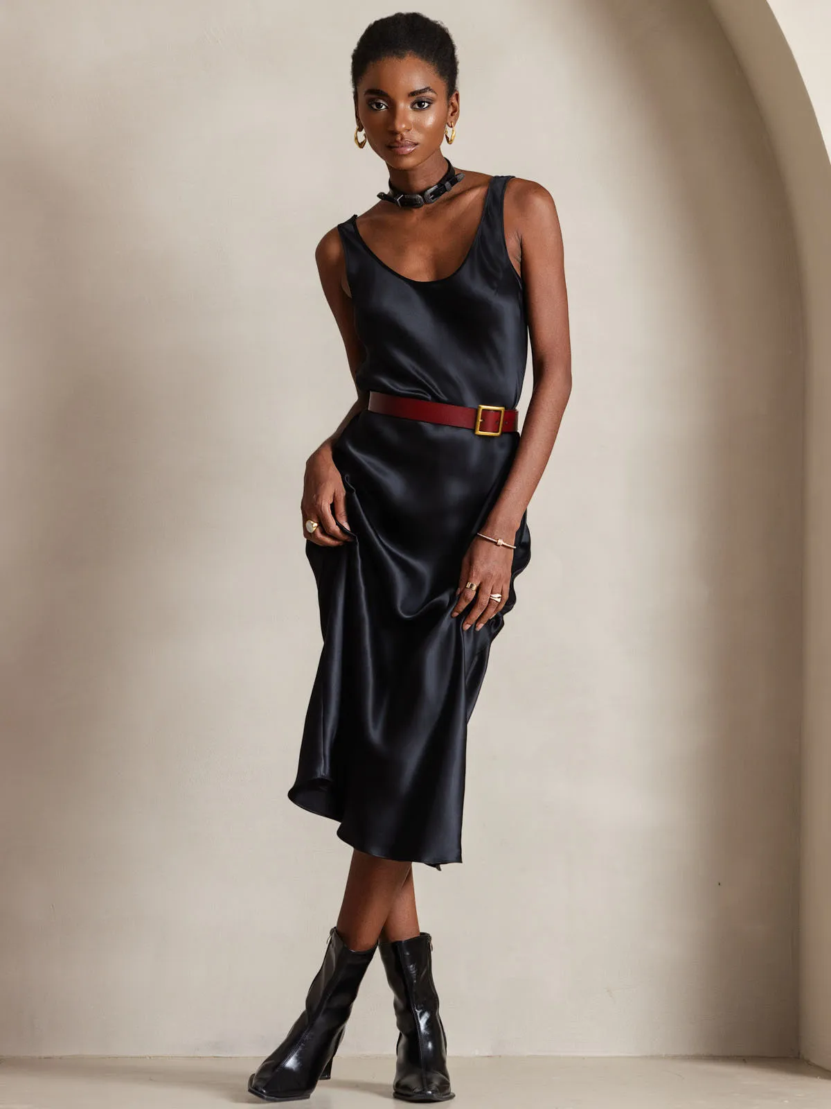 Robe Longue en Soie Pure de Couleur Unie à Bretelles Larges Sans Manches