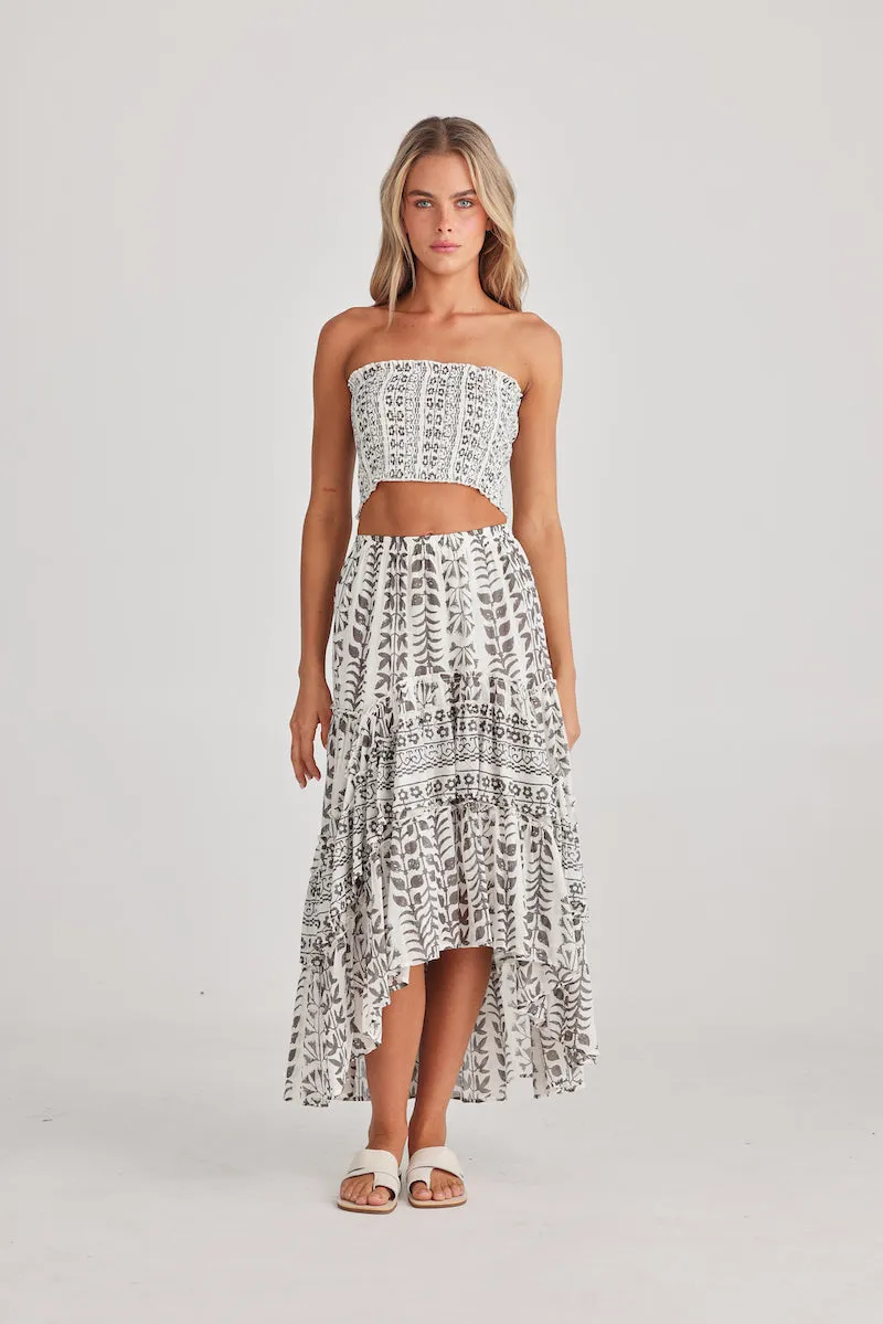 Sassy Skirt, Paro