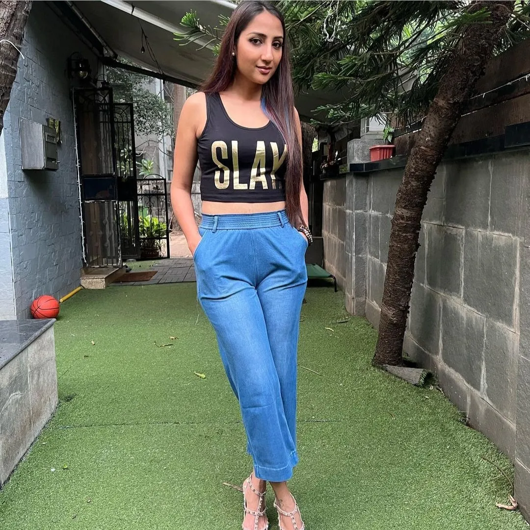 SLAY. Women's Limited Edition Gold Foil Print Matte Finish Crop Top