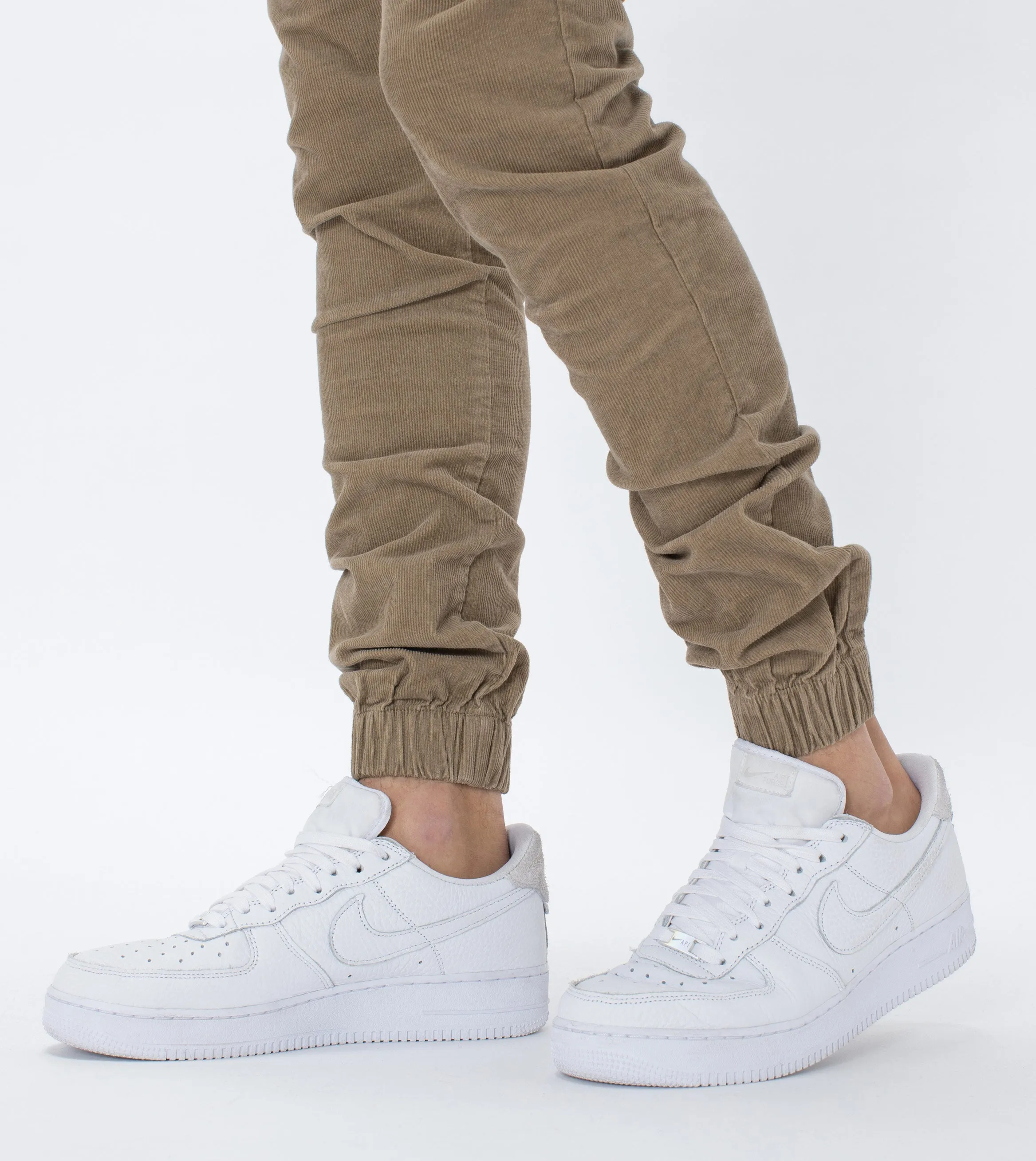 Sureshot Cord Jogger Sandstone