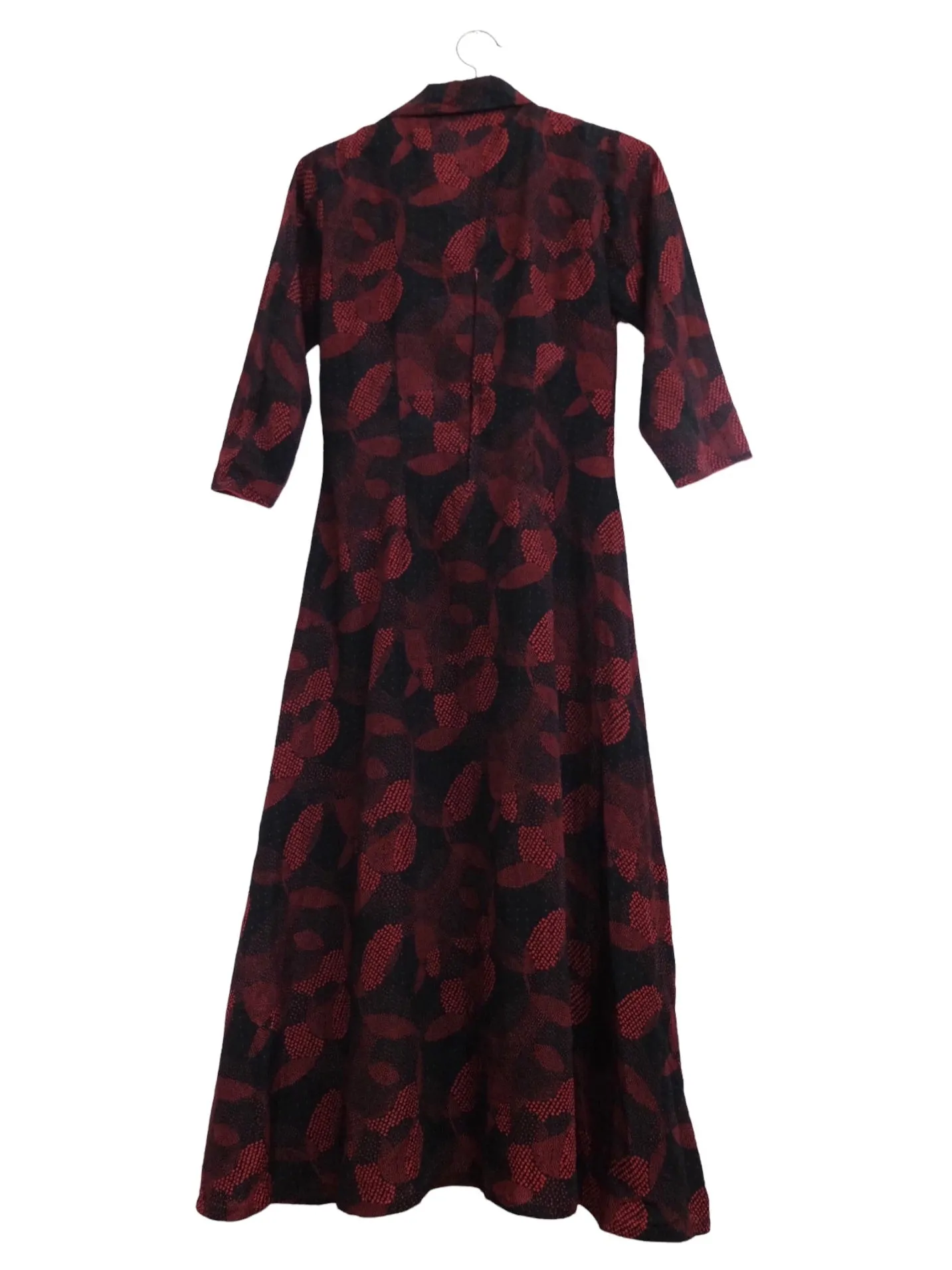 Vintage 80s Chic Hippie Grunge Avant-Garde Festival Style Collared Black & Red Abstract Patterned 3/4 Sleeve Maxi Dress | Size XS