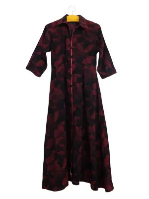 Vintage 80s Chic Hippie Grunge Avant-Garde Festival Style Collared Black & Red Abstract Patterned 3/4 Sleeve Maxi Dress | Size XS