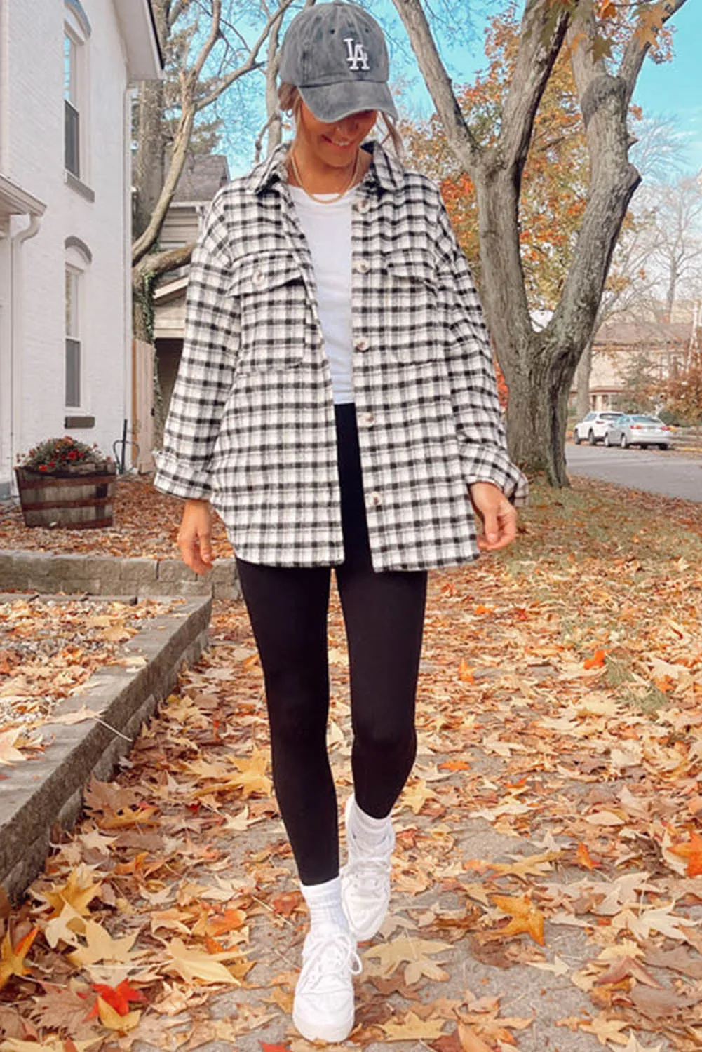 Wholesale Black Plaid Print Chest Pockets Buttoned Tunic Shacket