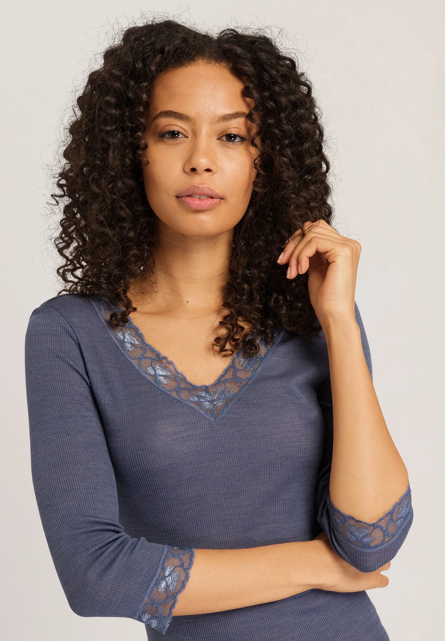 Woolen Lace Fine Ribbed Wool And Silk Top | Nightshade 70973-2602